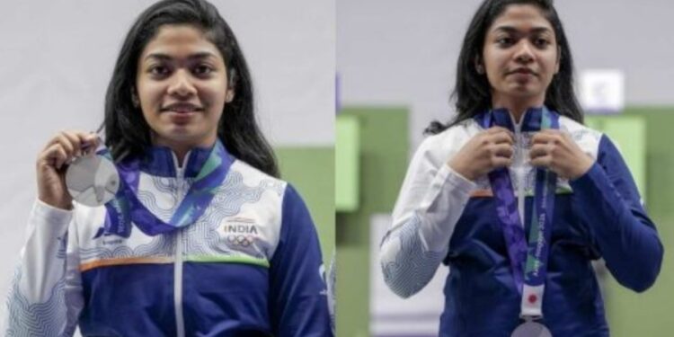 শুটিংয়ে দ্বিতীয় রৌপ্য জয় করলেন বিদর্শা বিনোদ