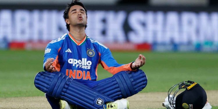 অভিষেক শর্মার দুর্দান্ত সেঞ্চুরি, টি-২০ সিরিজে নিউজিল্যান্ডকে হোয়াইটওয়াশ করল ভারত 