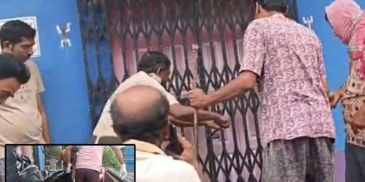 আউশগ্রামে বন্ধ ঘর থেকে প্রৌঢ়ার পচাগলা দেহ উদ্ধার  