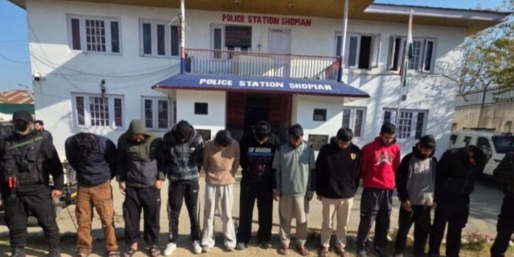 সন্ত্রাসবাদে অর্থায়ন চক্রের ১০ জন ওভারগ্রাউন্ড কর্মীকে গ্রেপ্তার করল শোপিয়ান পুলিশ