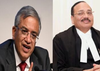 জ্ঞানেশ কুমারকে বরখাস্ত করতে অস্বীকৃতি জানাল সুপ্রিম কোর্ট, নির্বাচন কমিশনের কাছে আদালতের জবাব তলব 