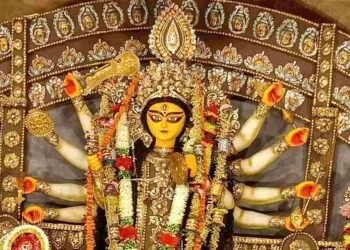 দেবী বৈভবাশ্চর্য় অষ্টোত্তর শত নামাবলি : আধ্যাত্মিক শক্তি, সৌভাগ্য এবং সমৃদ্ধি লাভের জন্য