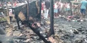 ভয়াবহ অগ্নিকাণ্ডে কার্যত নিঃস্ব মালদার রতুয়ার পরিযায়ী শ্রমিকের পরিবার 